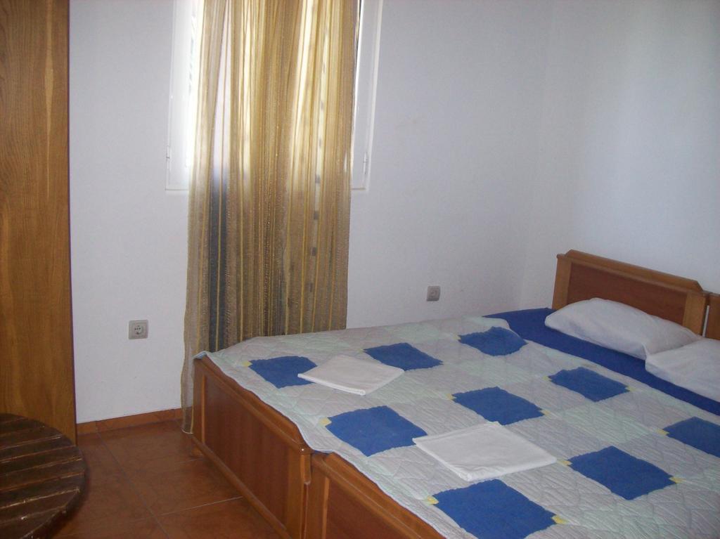 Lukic Apartmani Bar Chambre photo